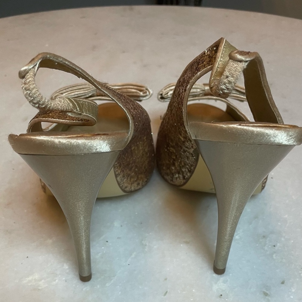 Salvatore Ferragamo Gold Pumps - 81/2